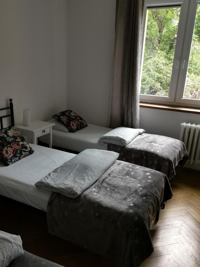 Apartament Mickiewicza Appartement Warschau Buitenkant foto