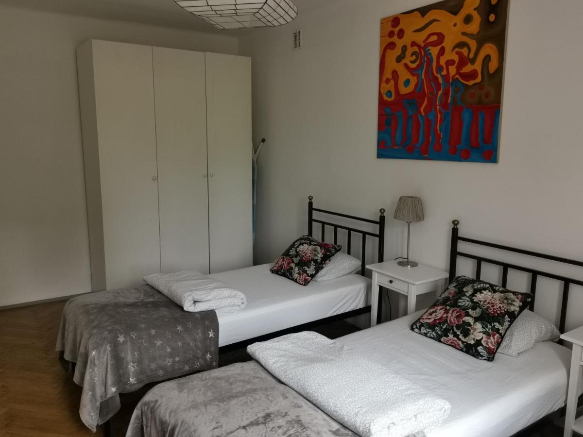 Apartament Mickiewicza Appartement Warschau Buitenkant foto